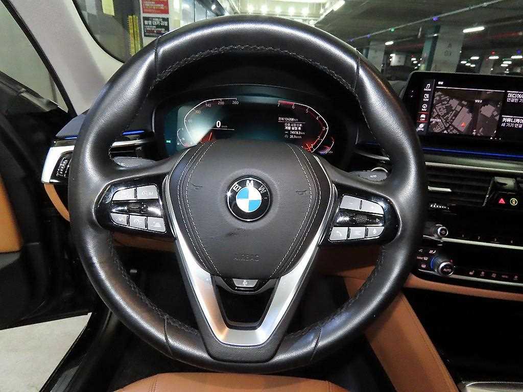 BMW 5 Series - Vista 8