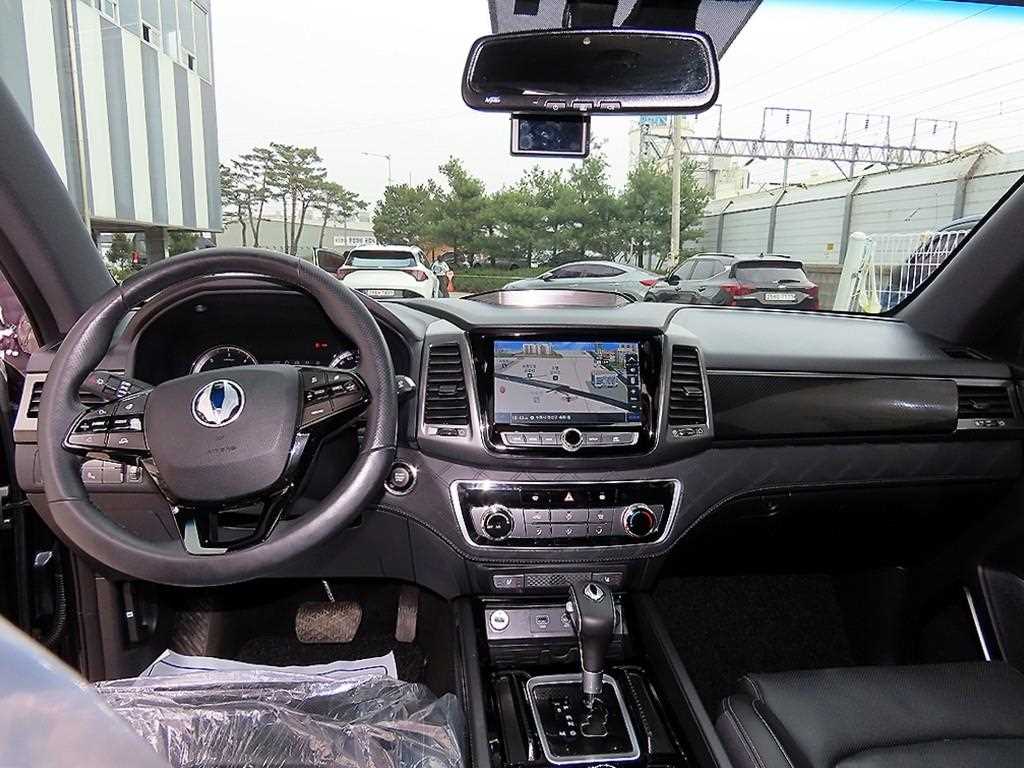 Ssangyong Rexton - Vista 7