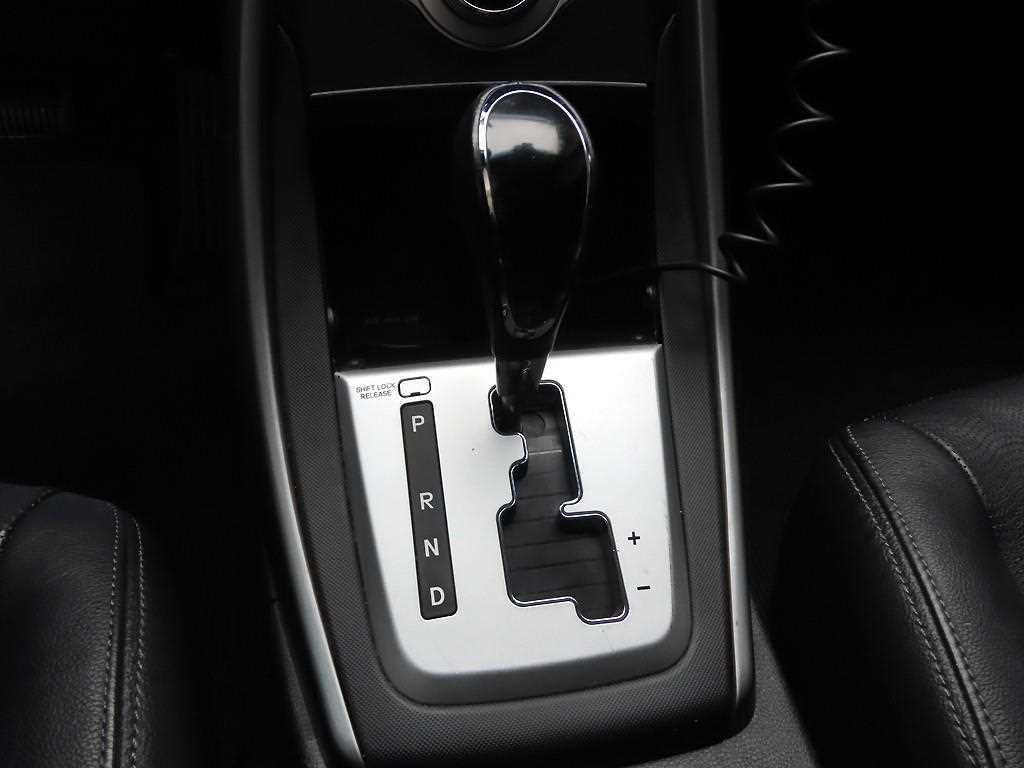 HYUNDAI Avante - Vista 11