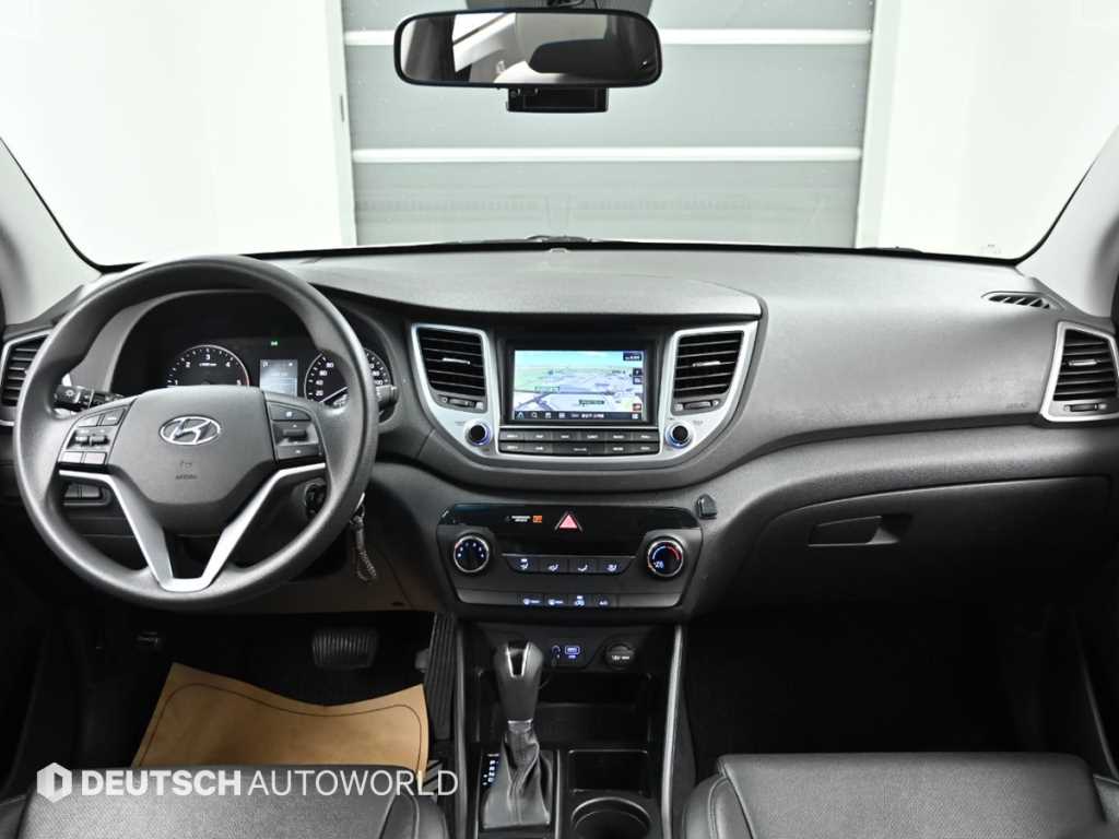 HYUNDAI Tucson - Vista 7