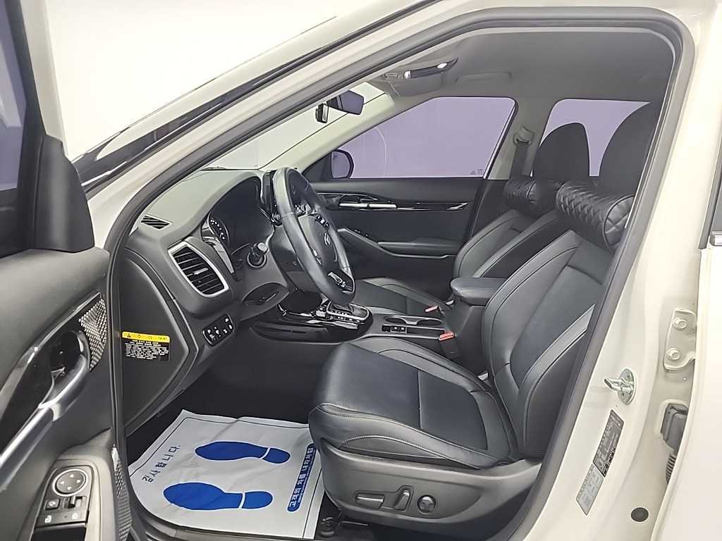 KIA Seltos - Vista 11