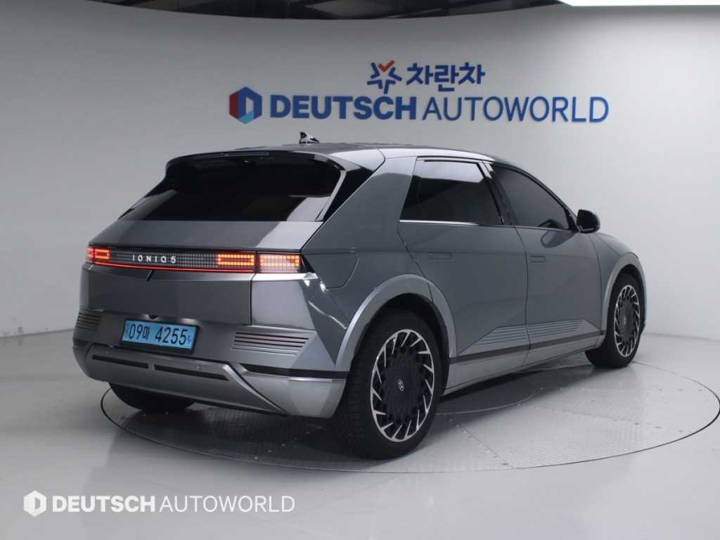 HYUNDAI Ioniq 5 - Vista 2