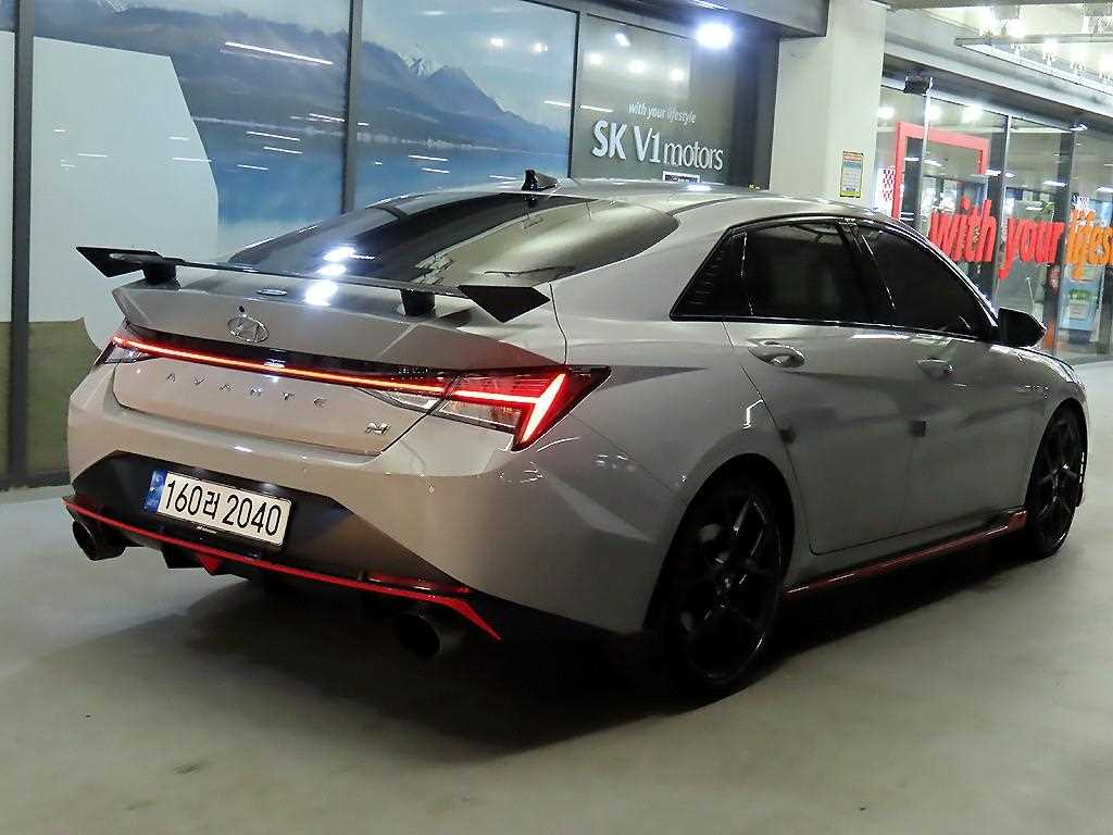 HYUNDAI Avante - Vista 4