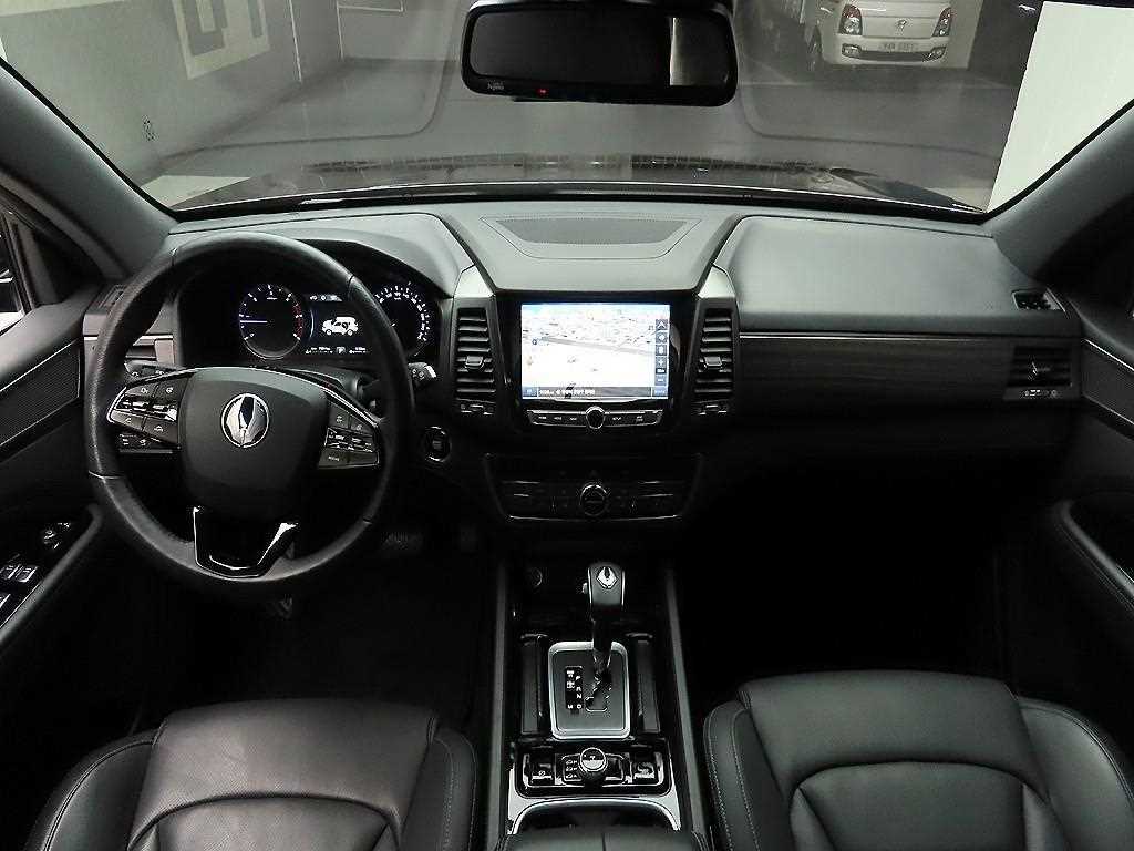 Ssangyong Rexton - Vista 7