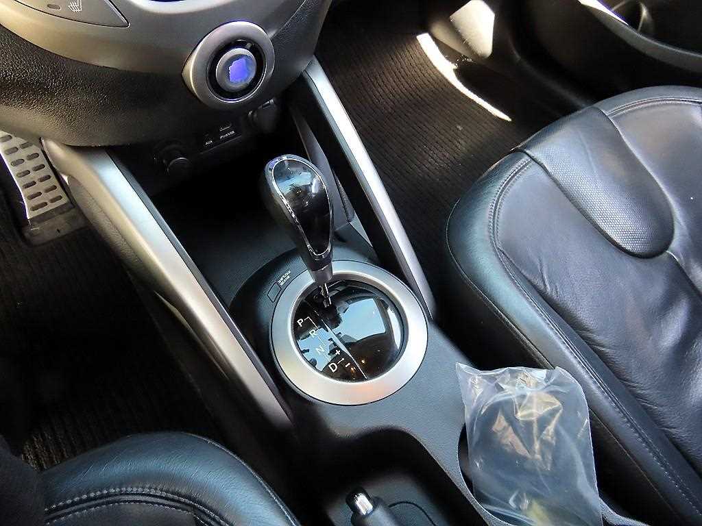 HYUNDAI Veloster - Vista 10