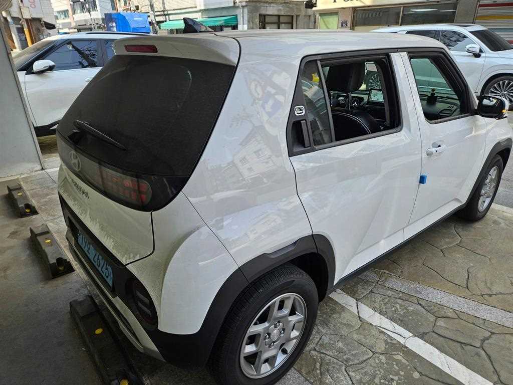 HYUNDAI Casper - Vista 6