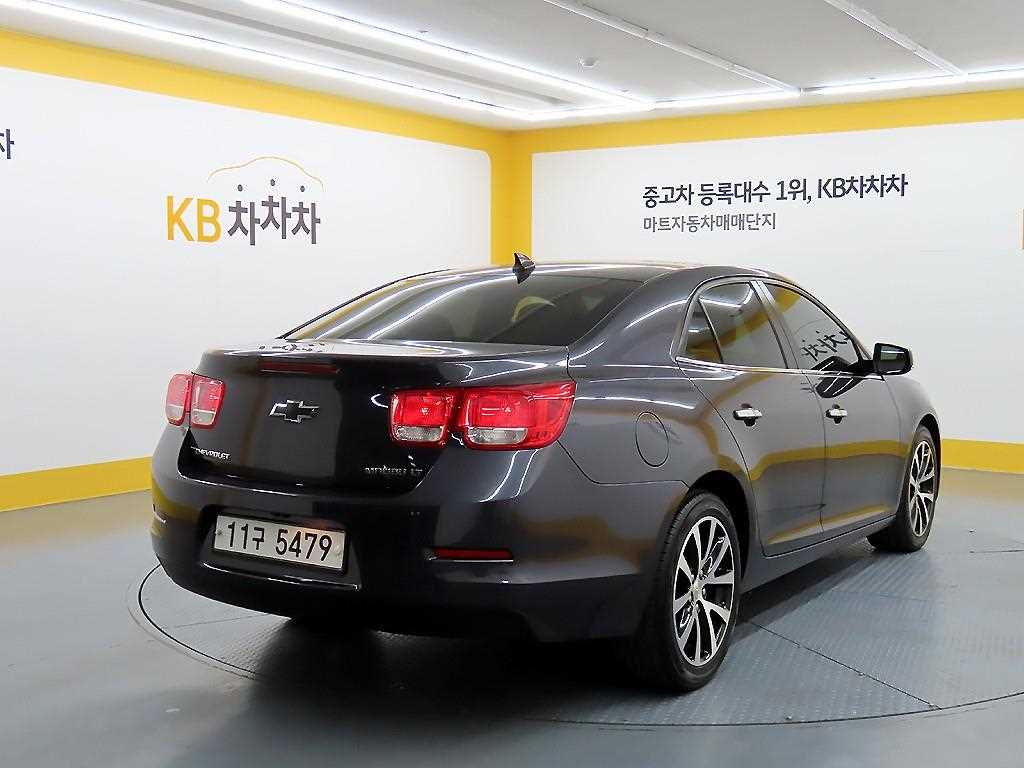 Chevrolet Malibu - Vista 4