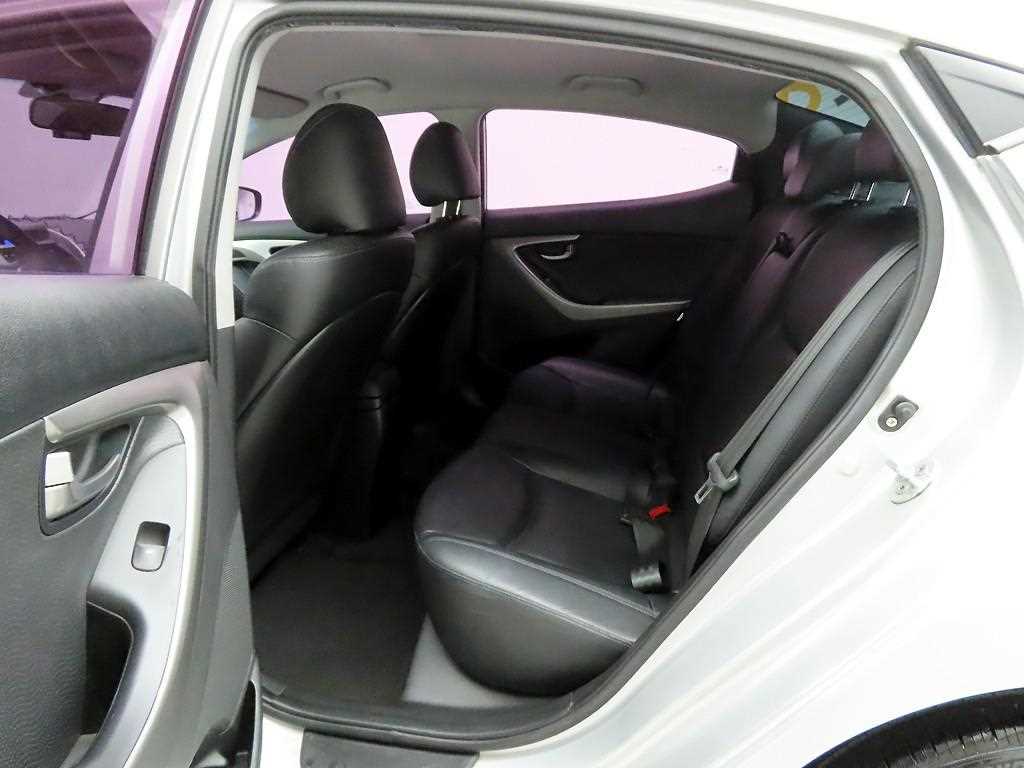 HYUNDAI Avante 2012 - Importación desde Corea - HF Imports Iquique - Foto 14