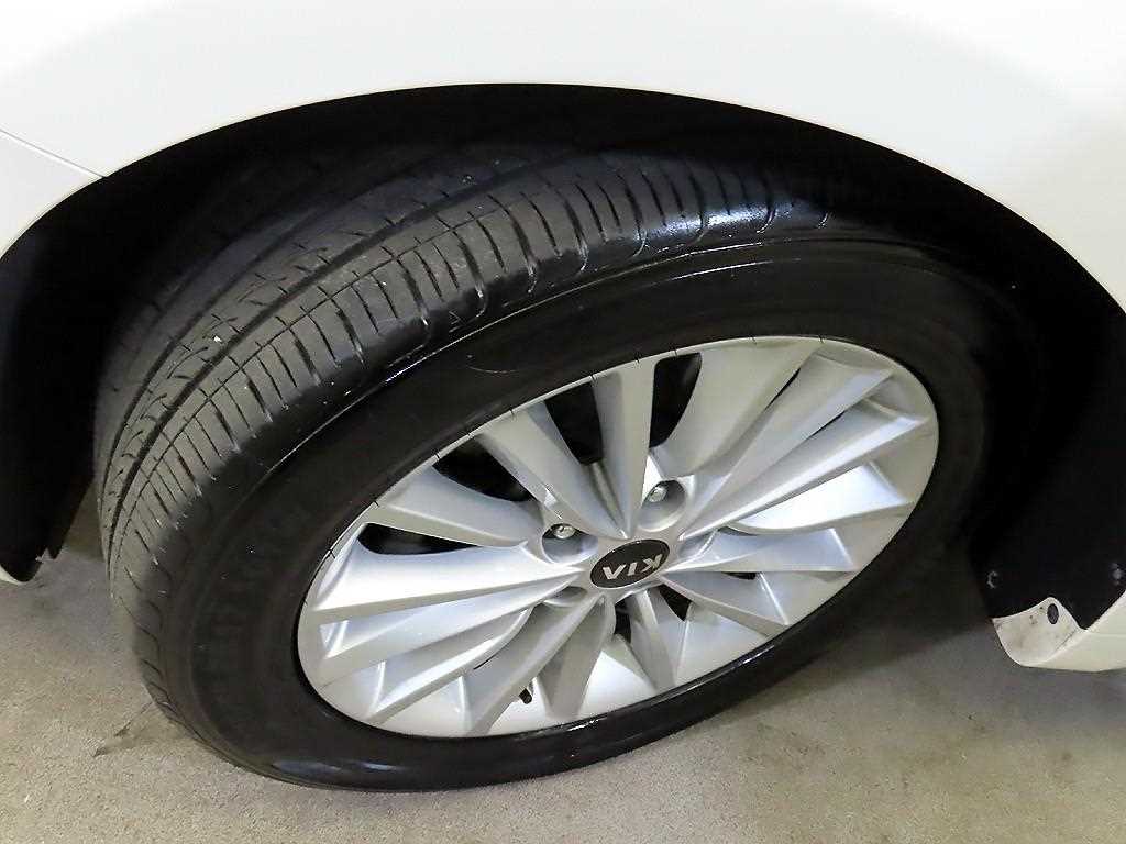 KIA K7 2016 Blanco - Importación desde Corea - HF Imports Iquique - Foto 20