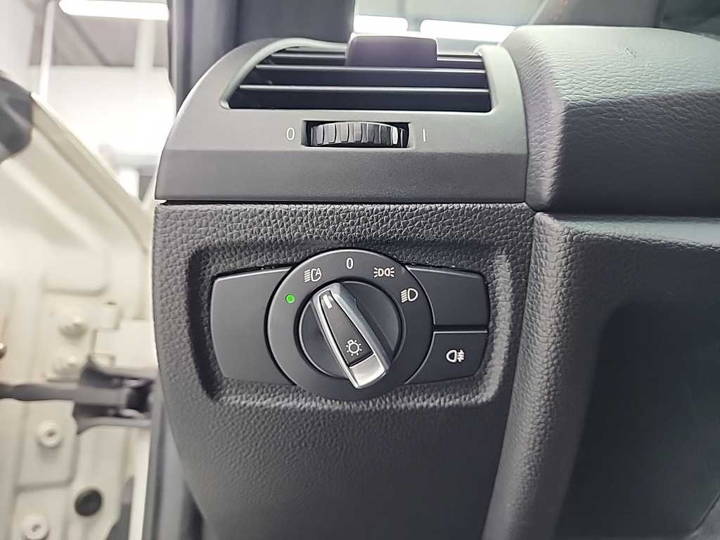 BMW 1 series 2012 Blanco - Importación desde Corea - HF Imports Iquique - Foto 17