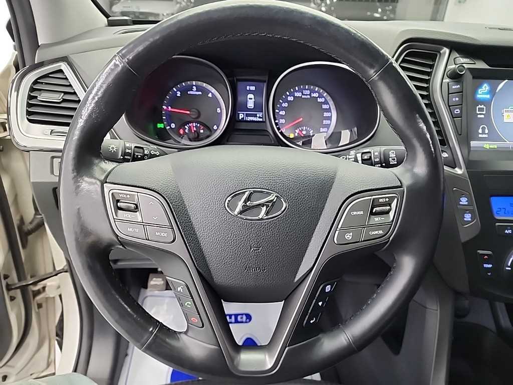 HYUNDAI Santa Fe - Vista 9