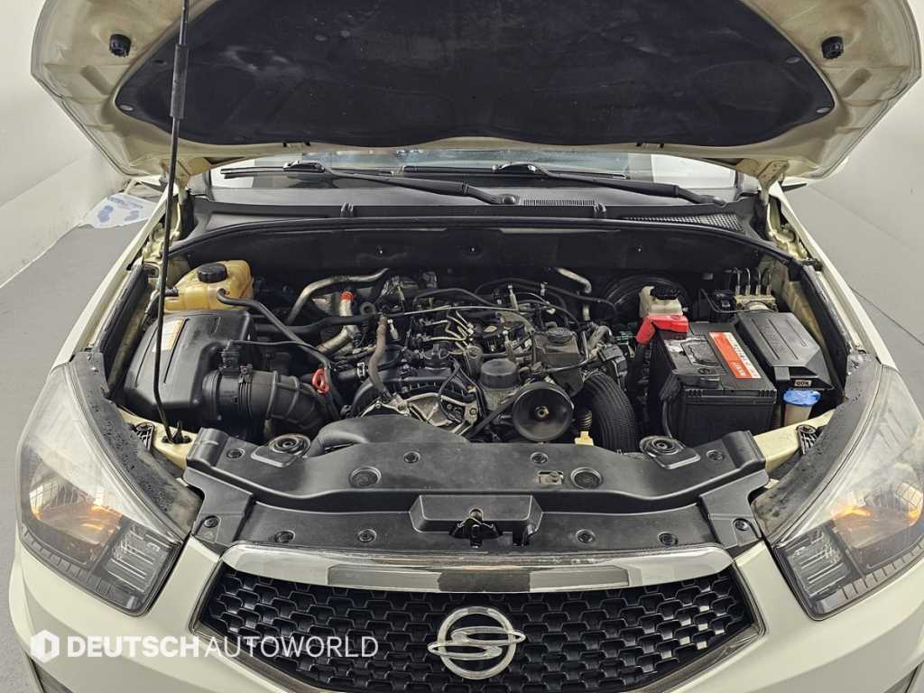 Ssangyong Korando - Vista 6