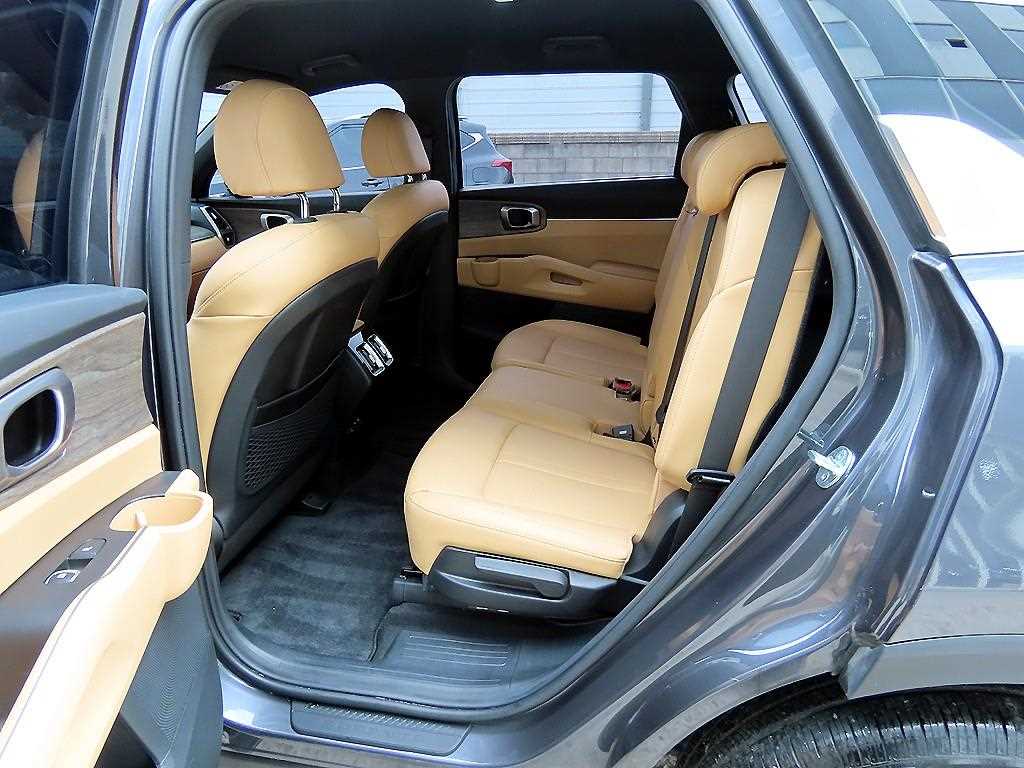 KIA Sorento - Vista 6