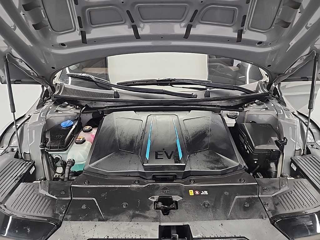 HYUNDAI Ioniq 5 - Vista 5