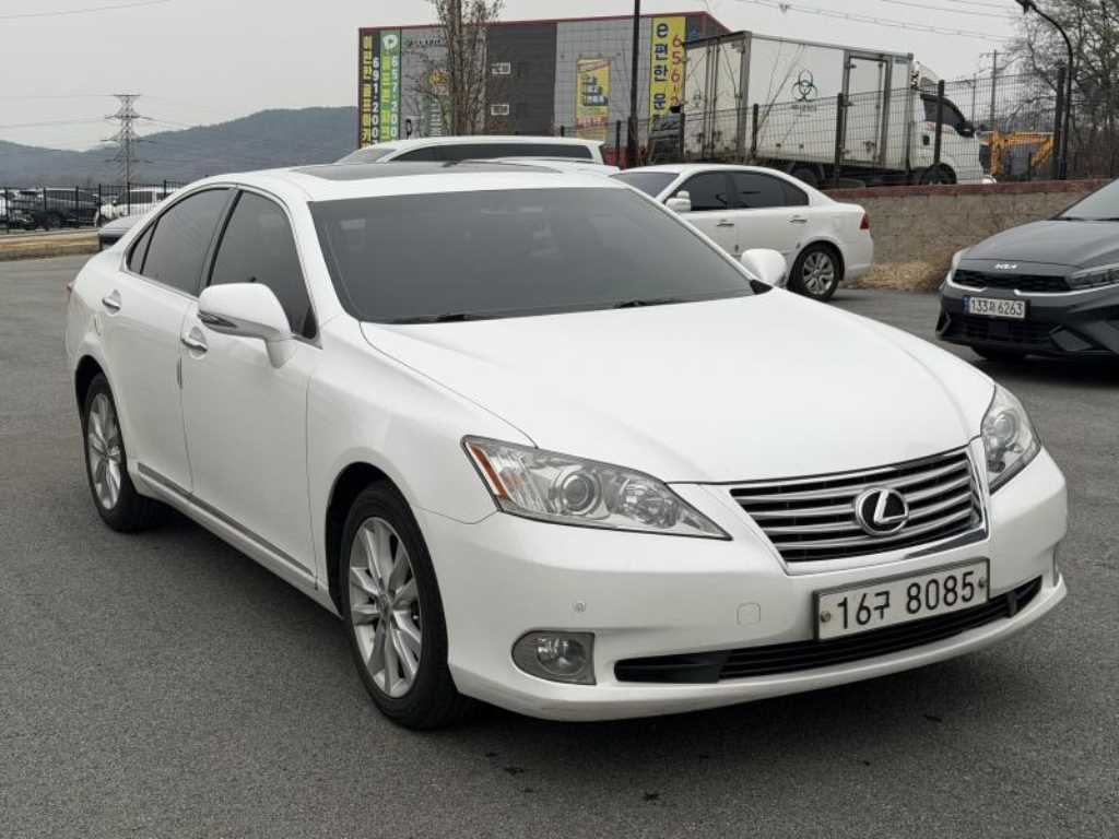 Lexus ES - Vista 5