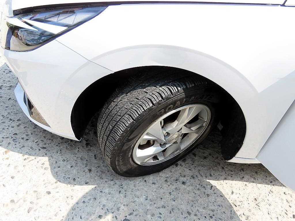 HYUNDAI Avante 2022 Blanco - Importación desde Corea - HF Imports Iquique - Foto 18