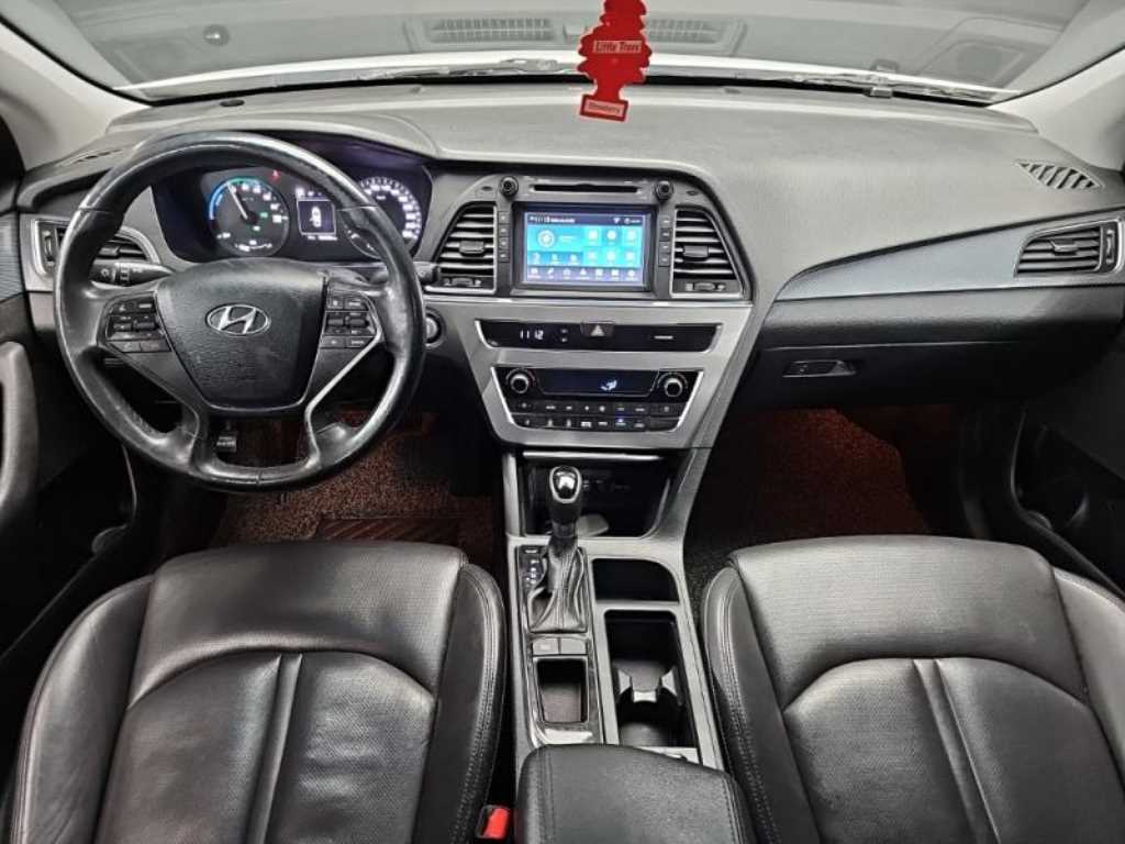 HYUNDAI Sonata - Vista 5