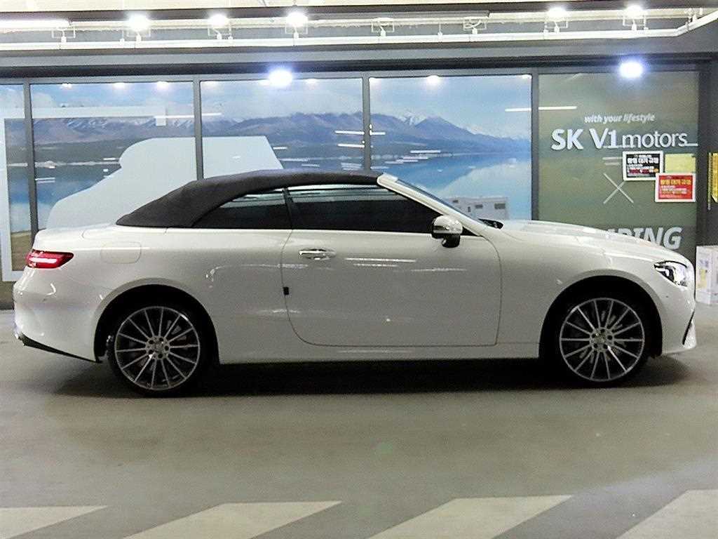 Mercedes Benz E class - Vista 4