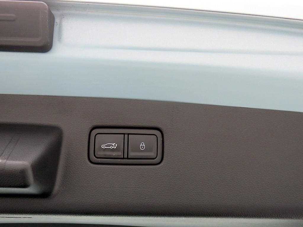 Genesis GV60 - Vista 6