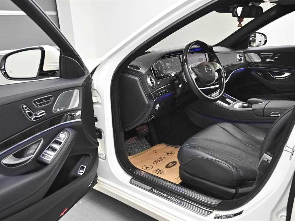 Mercedes Benz S Class - Vista 11