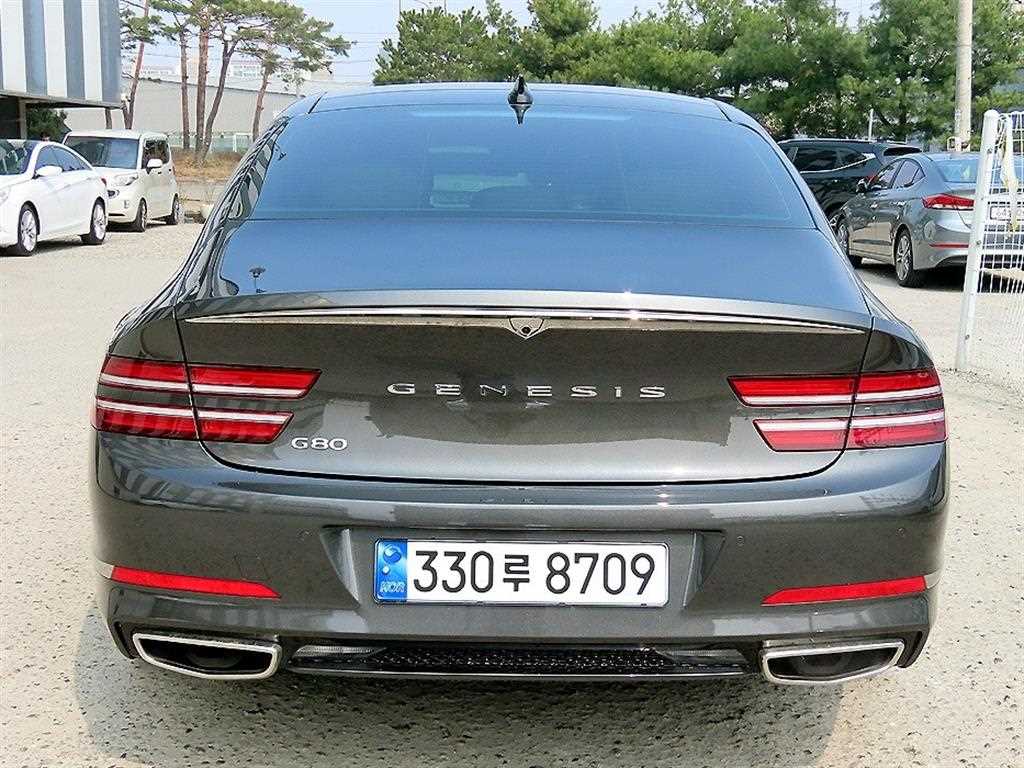 Genesis G80 - Vista 4