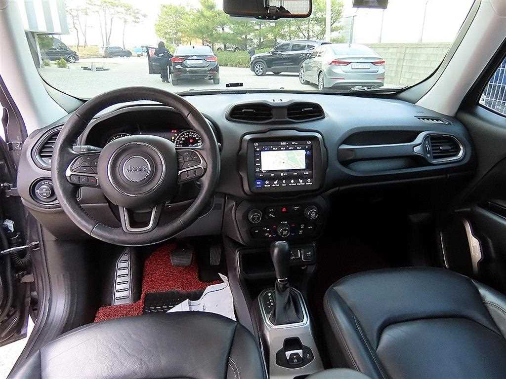 Jeep Renegade - Vista 7