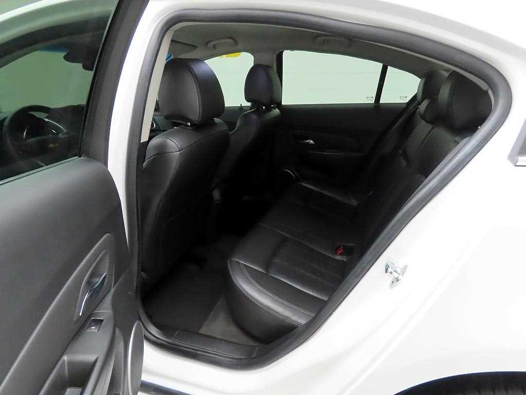 Chevrolet Cruise 2016 Blanco - Importación desde Corea - HF Imports Iquique - Foto 13