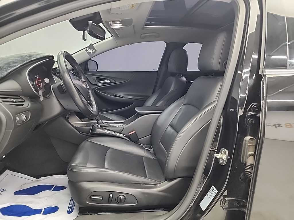 Chevrolet Malibu - Vista 11