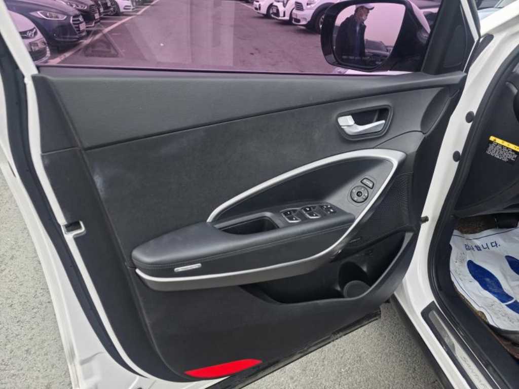 HYUNDAI Santa Fe - Vista 10