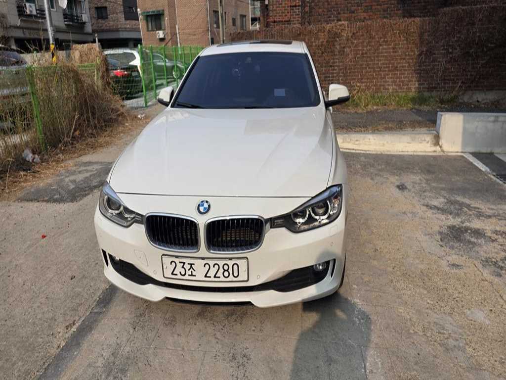 BMW 3 series 2014 Blanco - Importación desde Corea - HF Imports Iquique - Foto 1