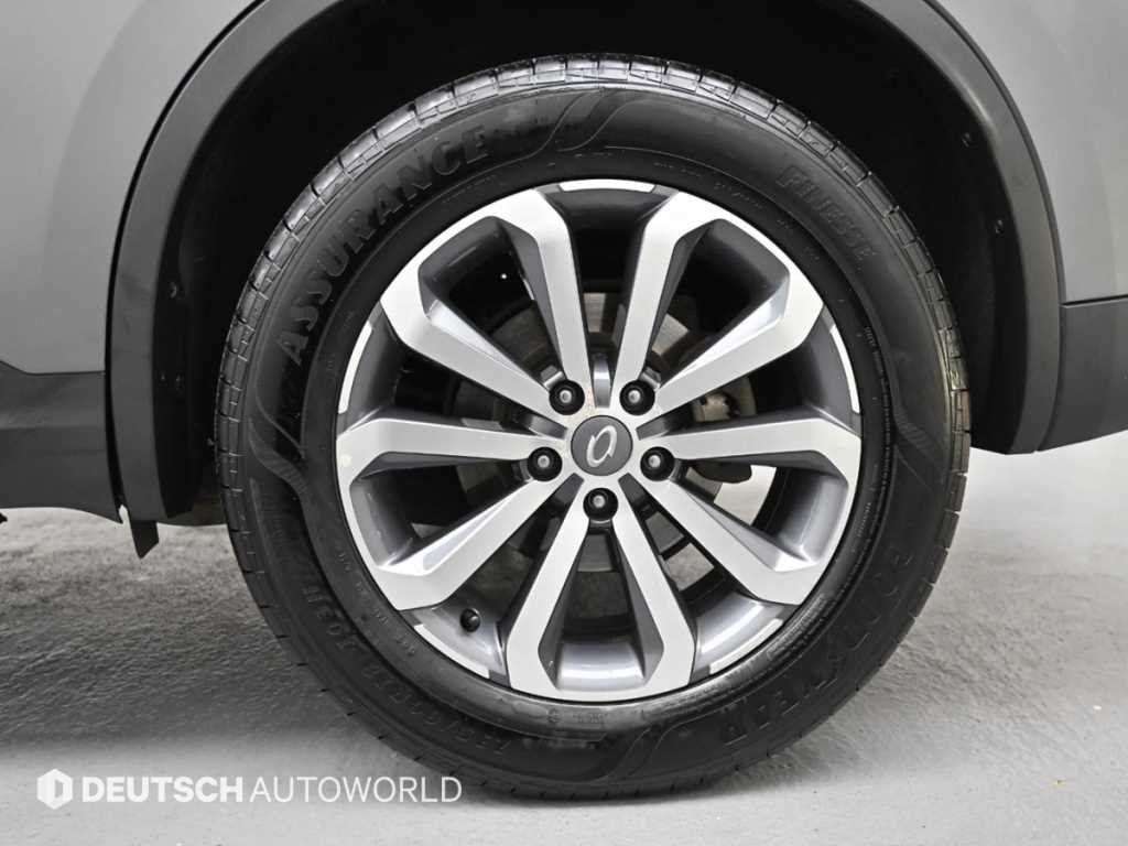 SAMSUNG QM6 - Vista 6