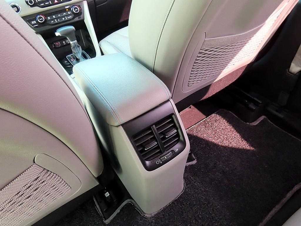 KIA Niro 2017 Azul - Importación desde Corea - HF Imports Iquique - Foto 17