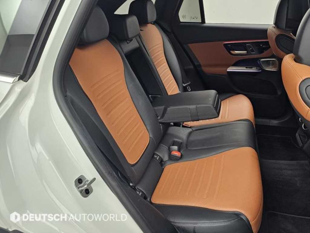 Mercedes Benz GLC Class 2023 Blanco - Importación desde Corea - HF Imports Iquique - Foto 13