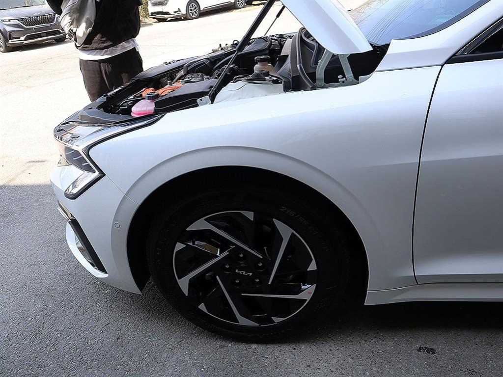 KIA K5 2025 Blanco - Importación desde Corea - HF Imports Iquique - Foto 14