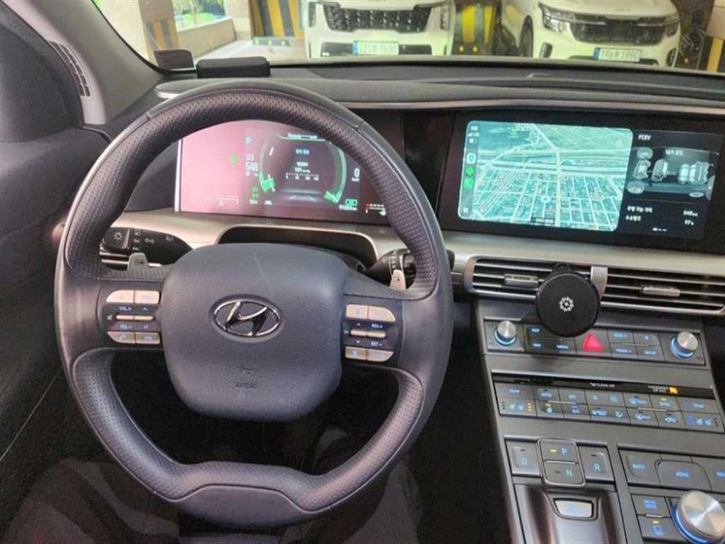 HYUNDAI Nexo - Vista 9