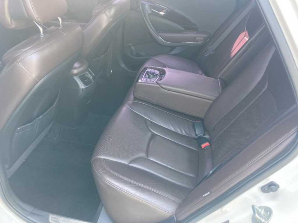 HYUNDAI Grandeur - Vista 6