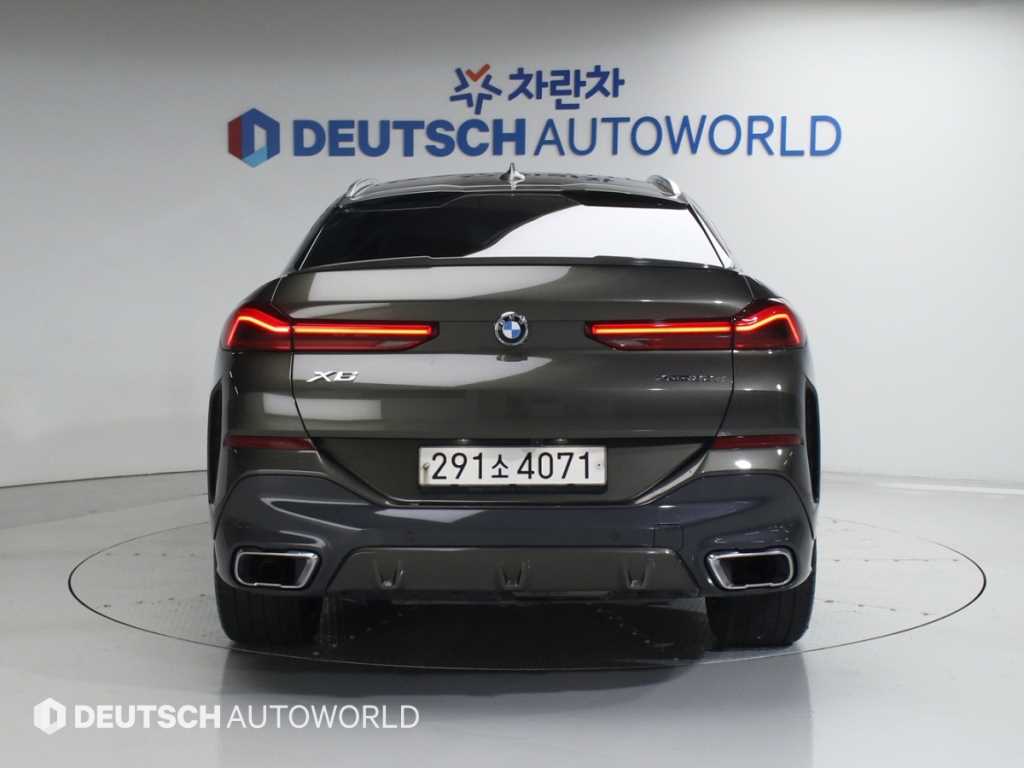 BMW X6 - Vista 4