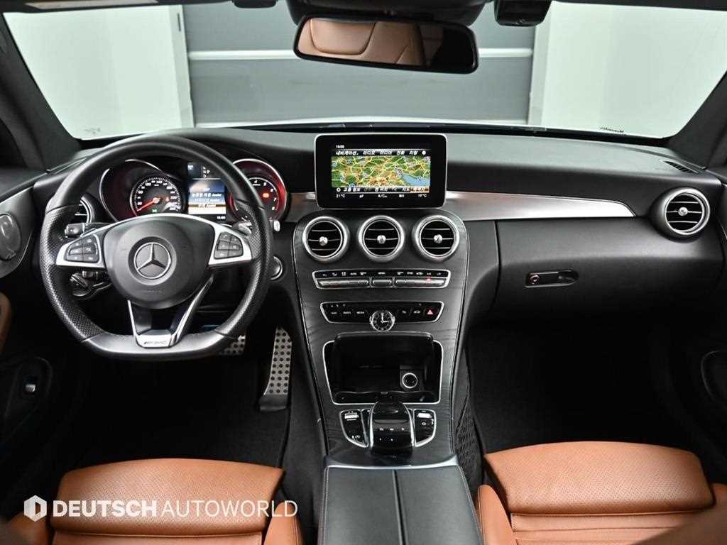 Mercedes Benz C Class - Vista 8