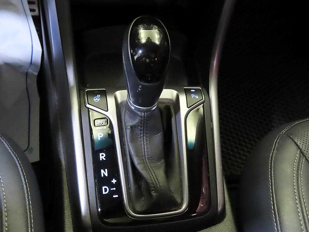 HYUNDAI i30 - Vista 12