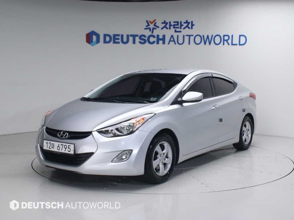 HYUNDAI Avante 2012 Plateado - Importación desde Corea - HF Imports Iquique - Foto 1