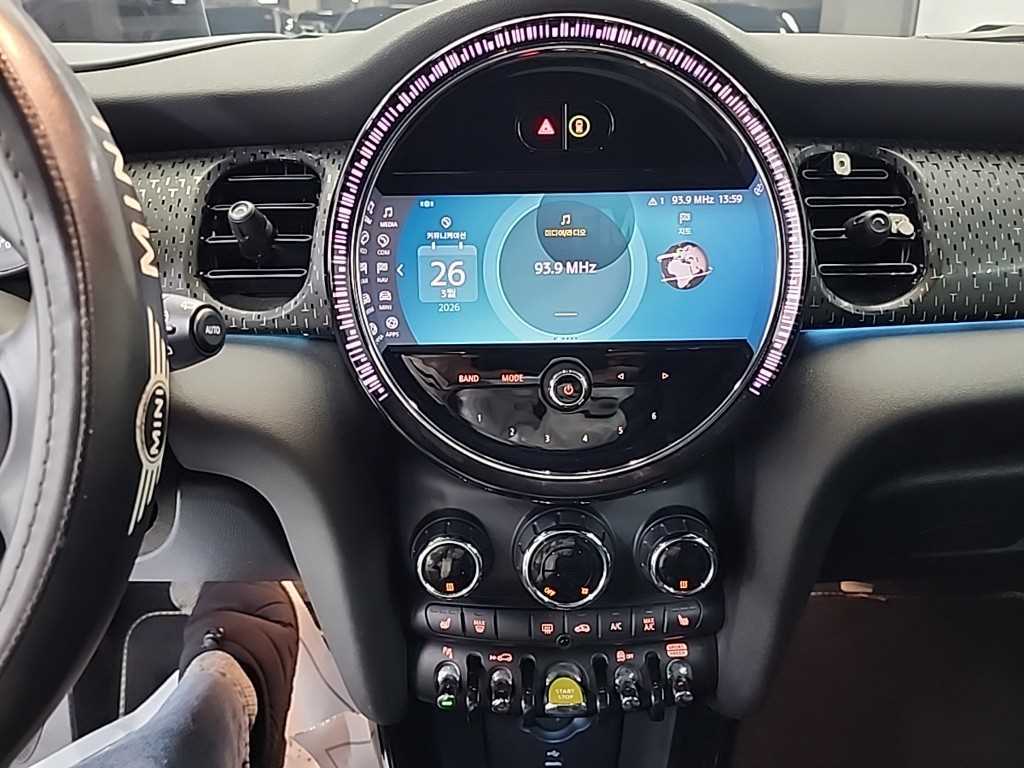 Mini Cooper Electric - Vista 3