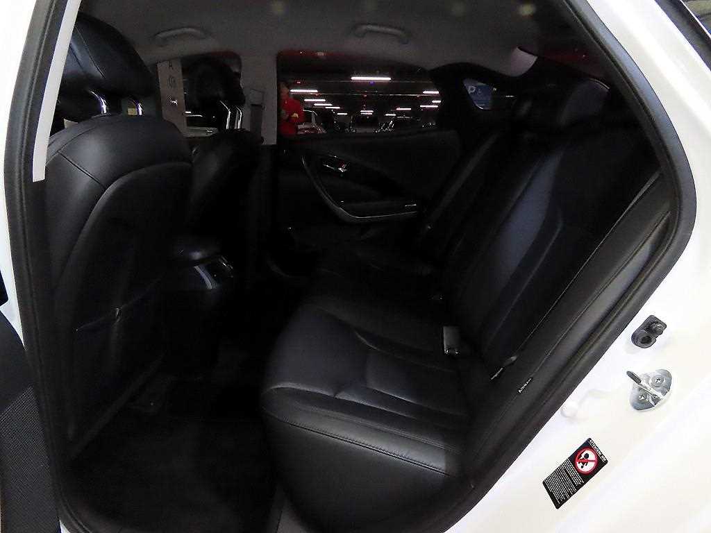 HYUNDAI Grandeur - Vista 7