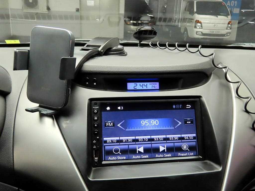 HYUNDAI Avante - Vista 9