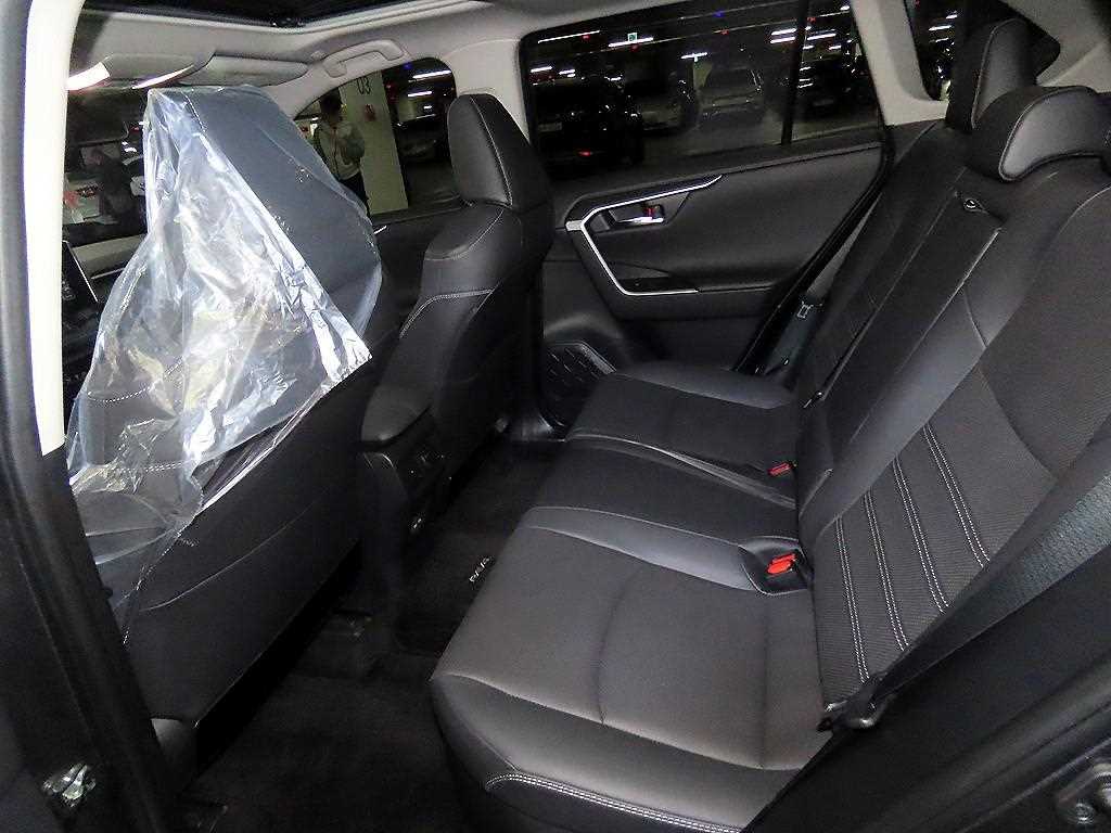 Toyota RAV4 - Vista 7