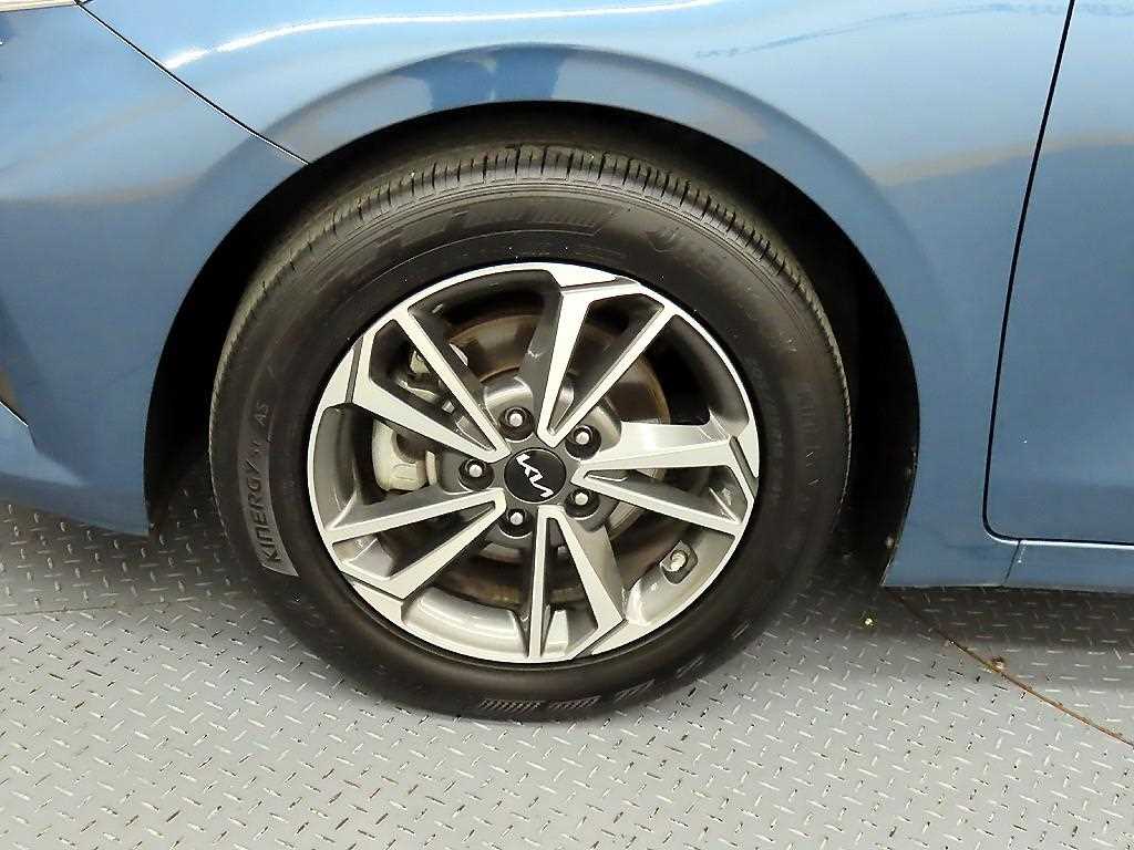 KIA K3 2023 Azul - Importación desde Corea - HF Imports Iquique - Foto 19