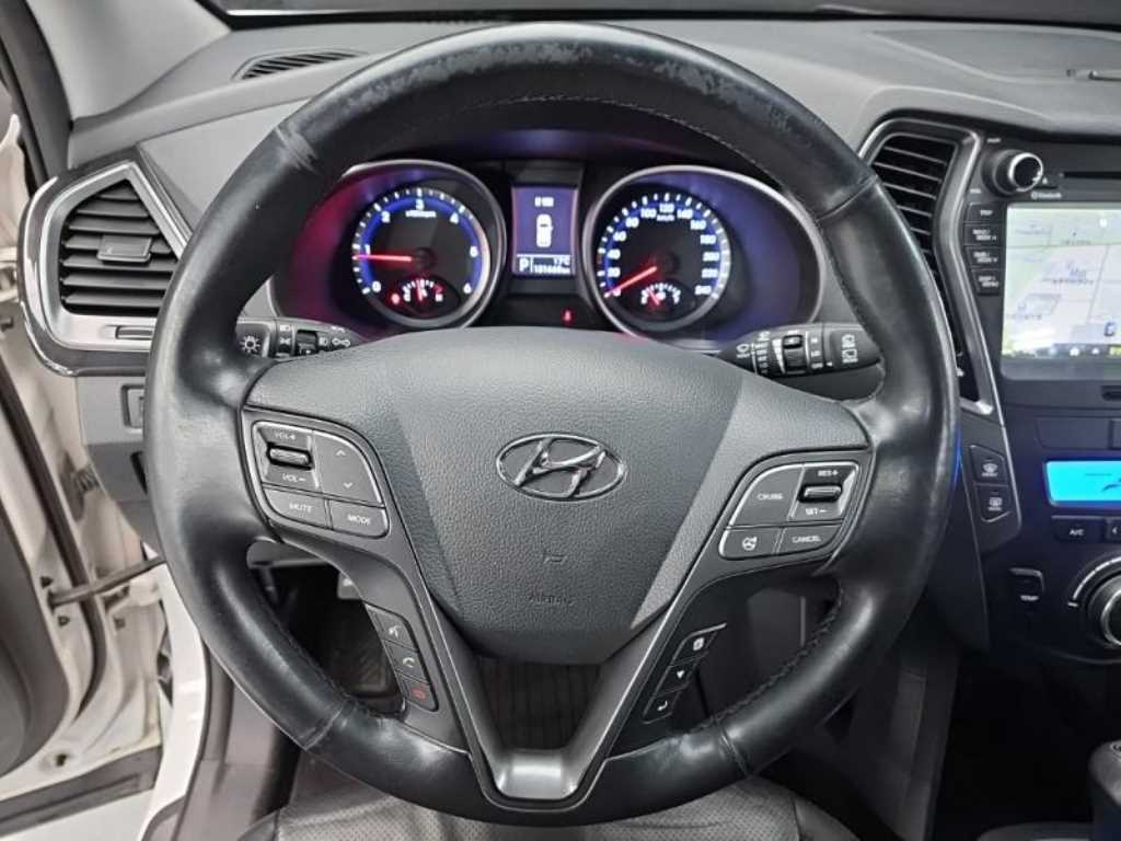 HYUNDAI Santa Fe - Vista 7