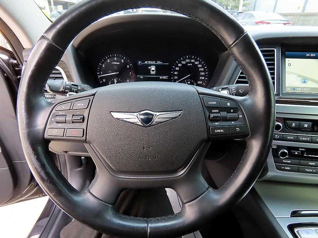 Genesis G80 - Vista 8