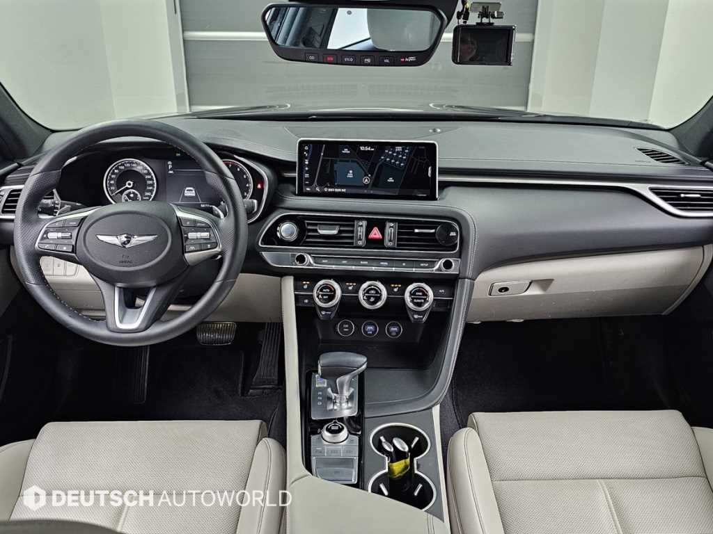 Genesis G70 - Vista 7