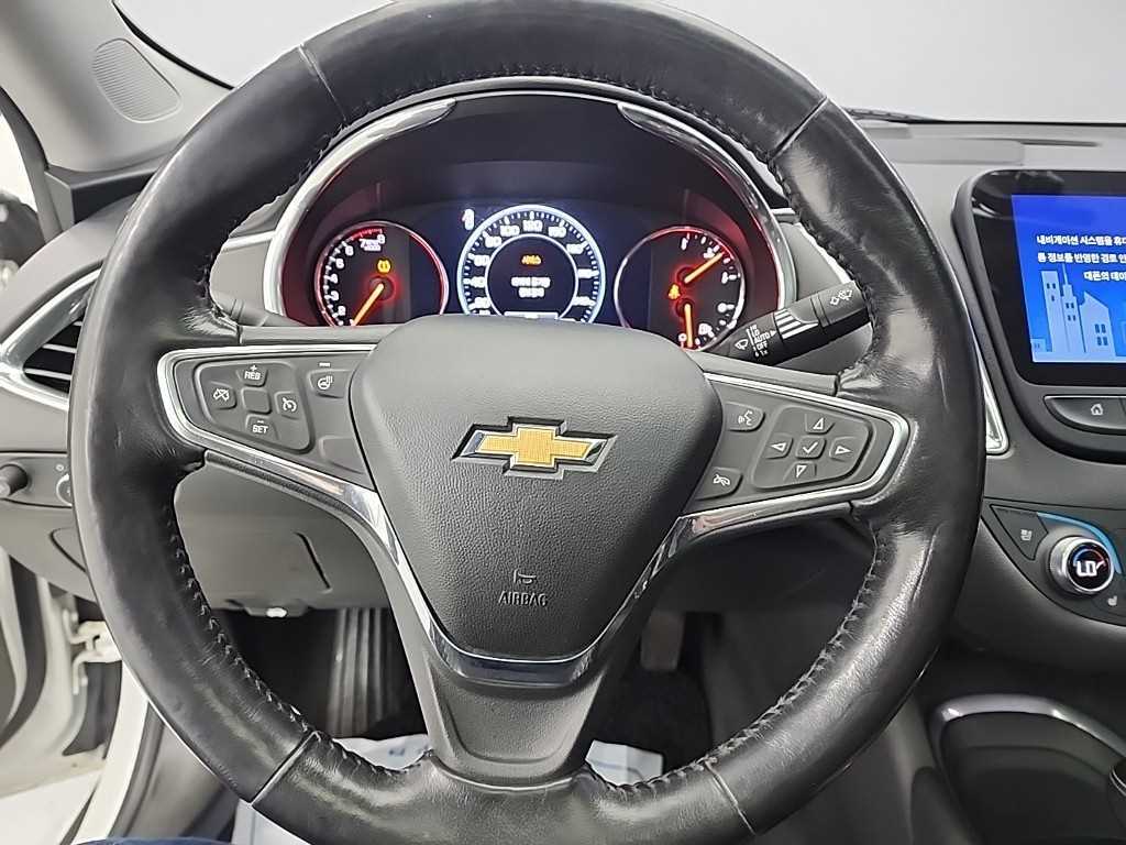 Chevrolet Malibu - Vista 10