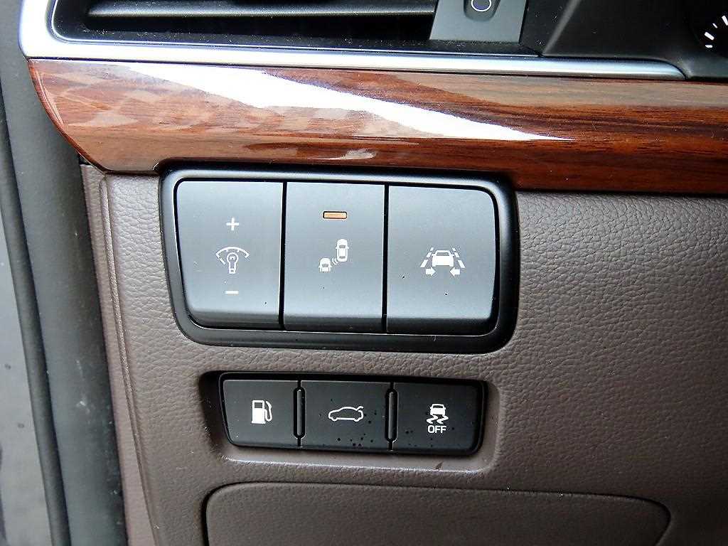 KIA K7 2017 Gris - Importación desde Corea - HF Imports Iquique - Foto 13